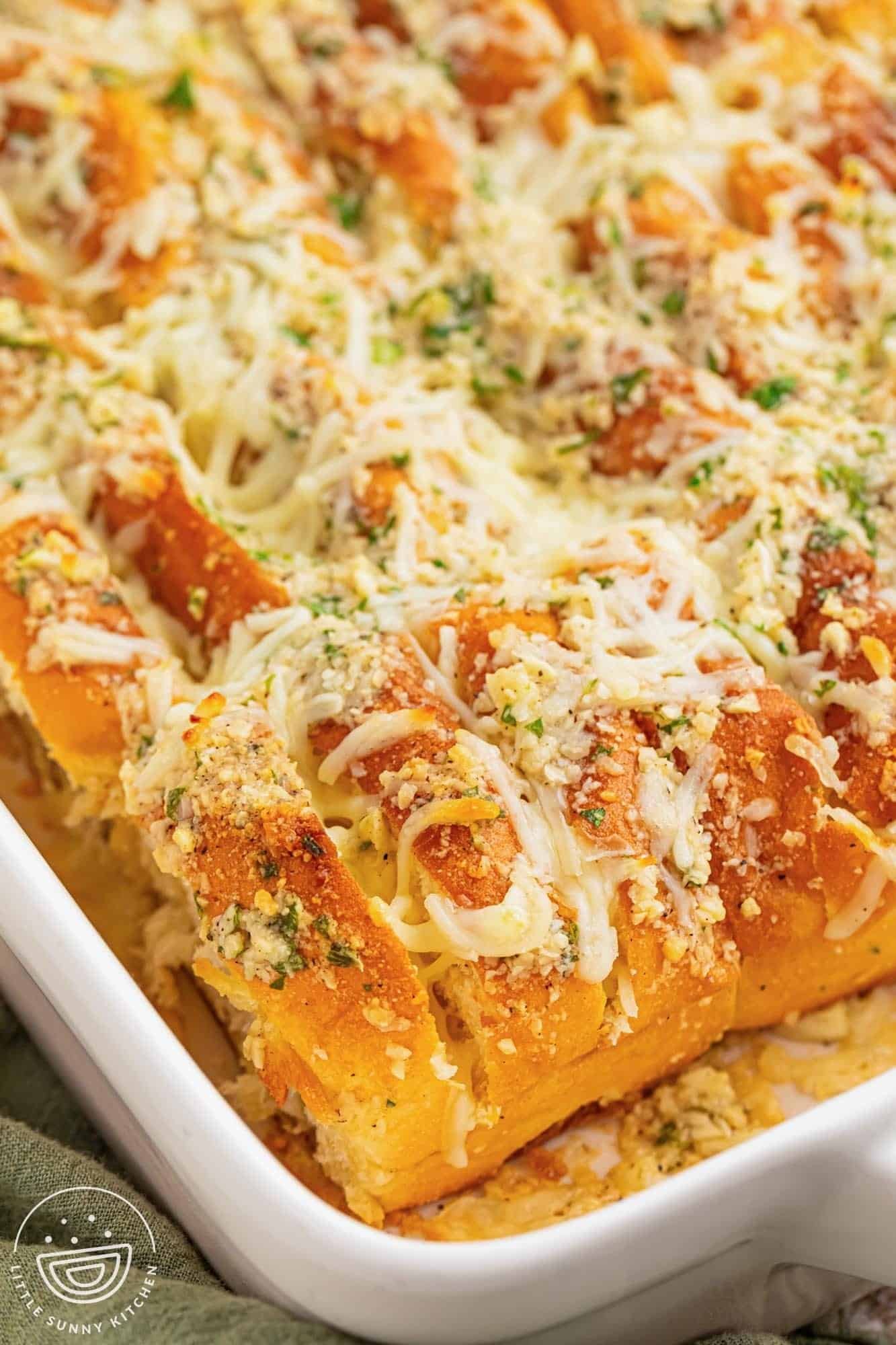 Hawaiian Roll Garlic Bread
