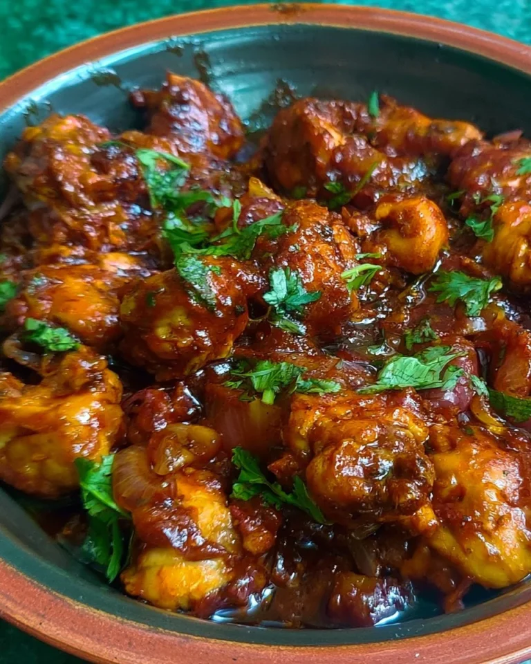 Delicious Chicken Chukka served with spices and herbs.