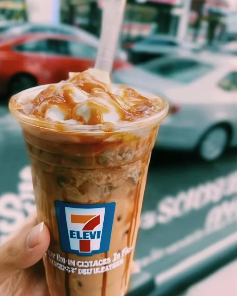 Refreshing iced coffee and chai drink options for summer enjoyment.